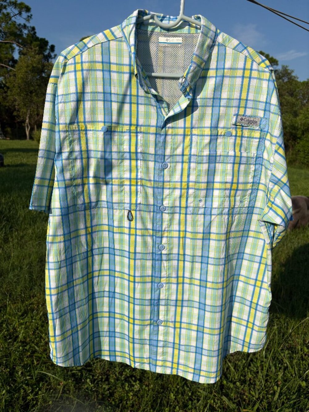 Columbia PFG Men's Large Plaid Fishing Shirt Short Sleeve Vented Blue Yellow